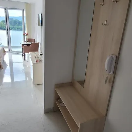 Bed & Breakfast Mitic