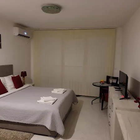 Bed & Breakfast Mitic