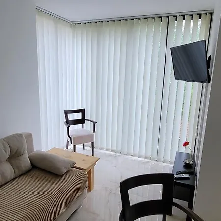 Bed & Breakfast Mitic